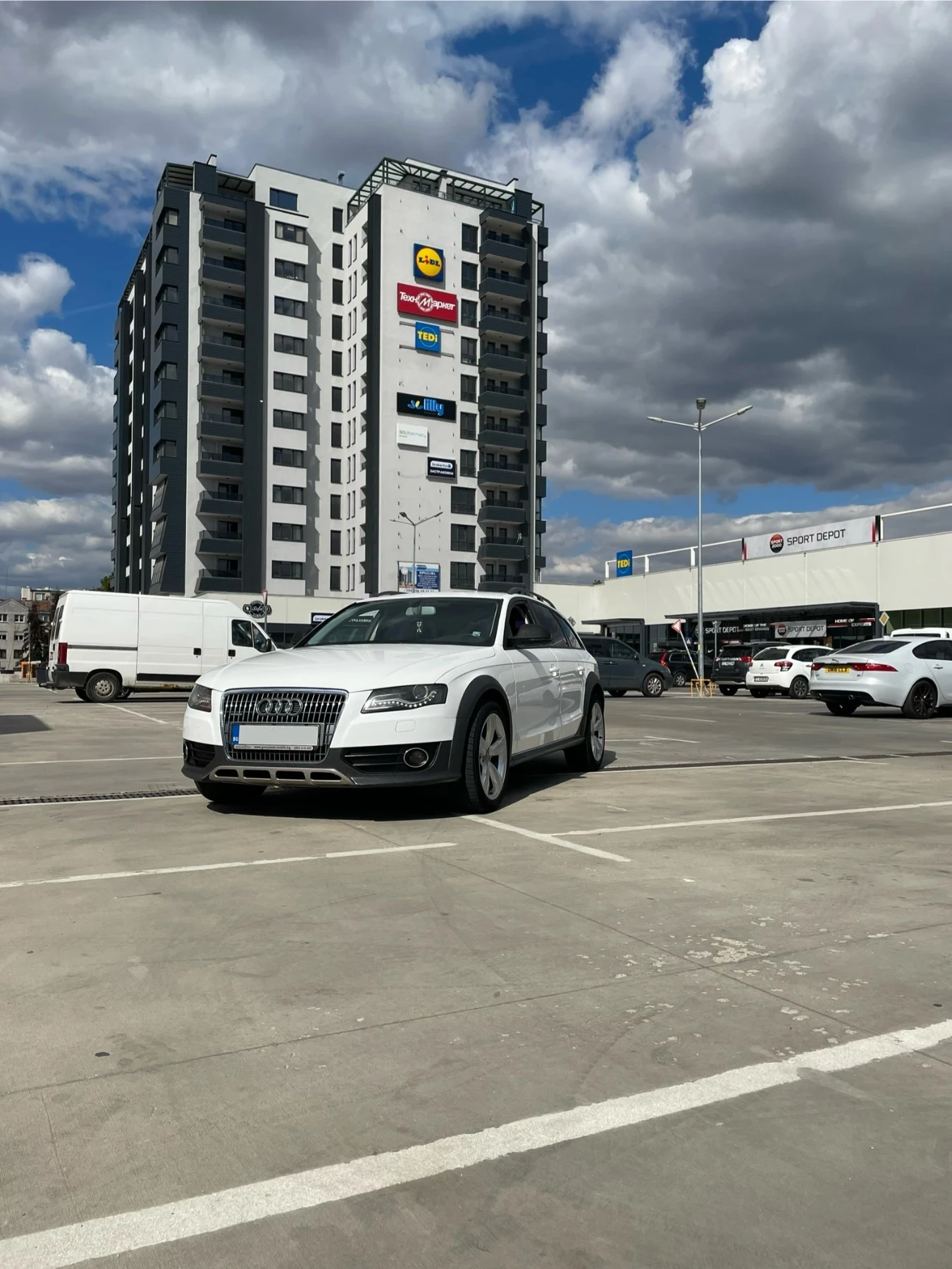 Audi A4 | Mobile.bg   1