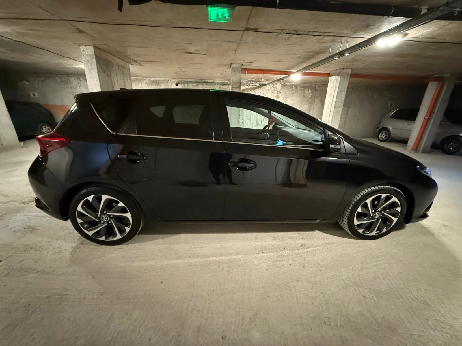 Toyota Auris | Mobile.bg � ����������� 6