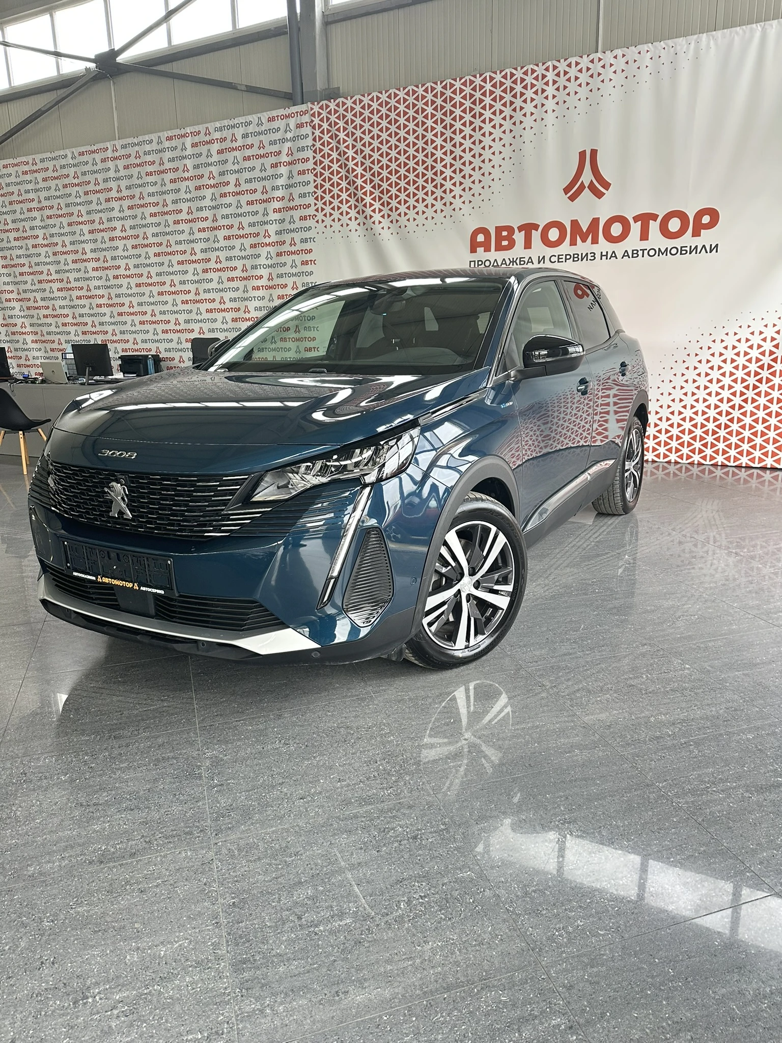 Peugeot 3008 1.6 Plug In Hybrid - изображение 3