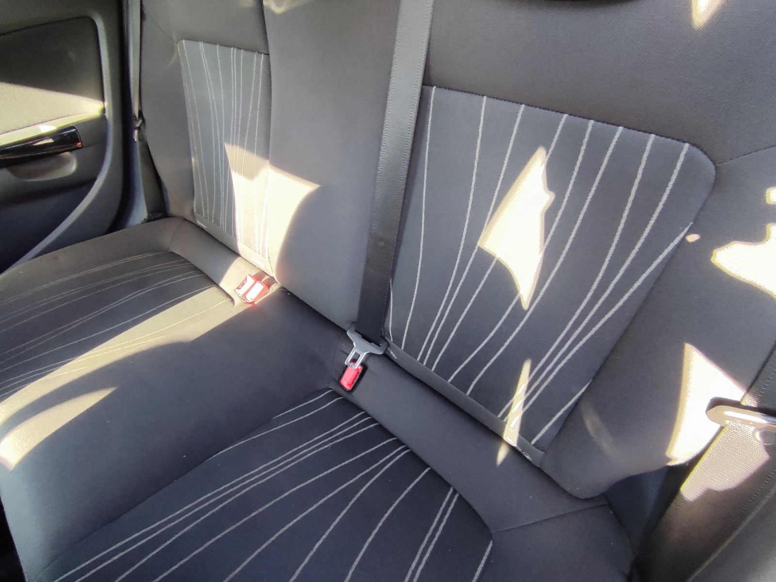 Opel Corsa 1.4i-90kc-COSMO-ЕВРО4 - изображение 8