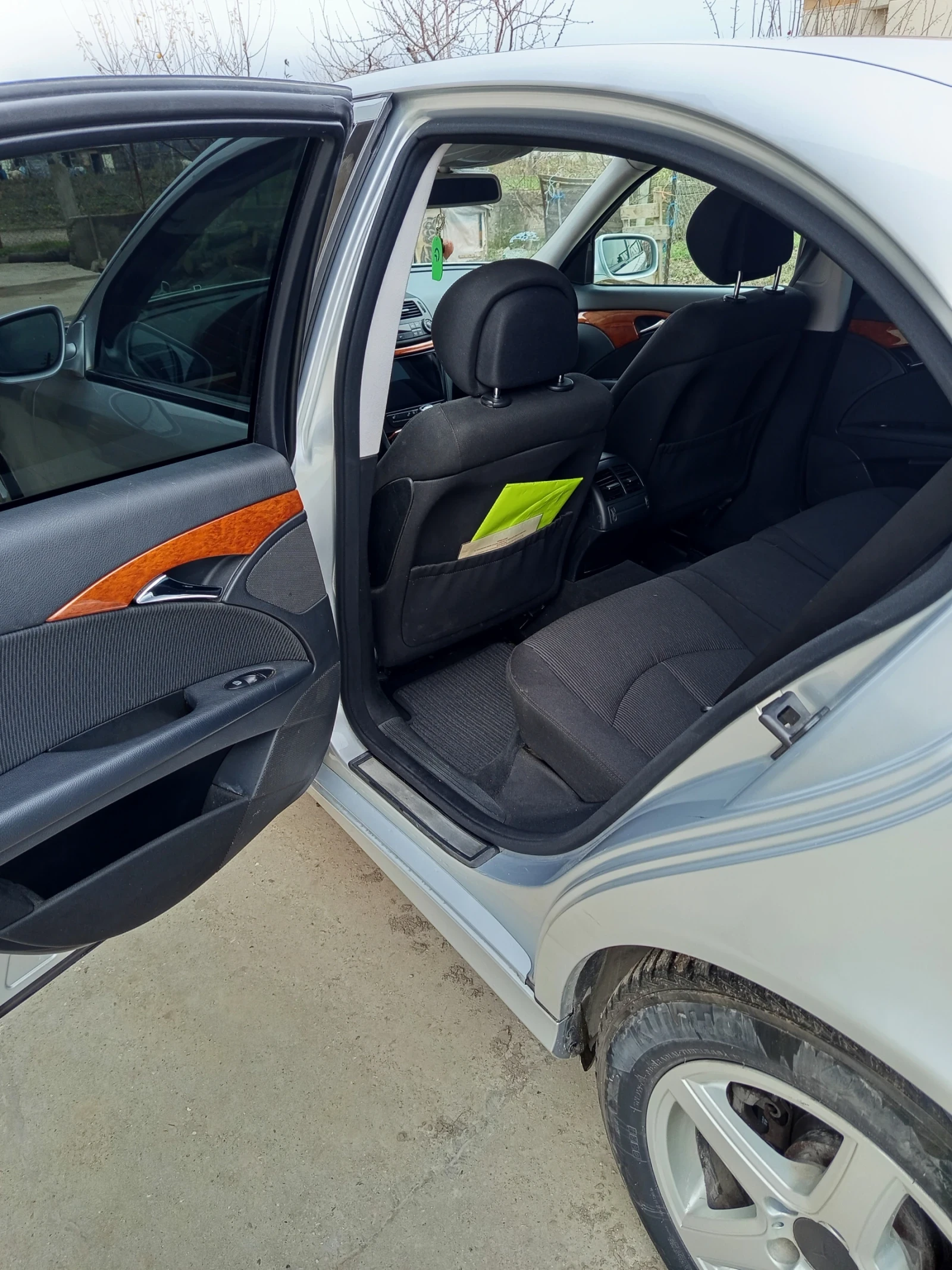 Mercedes-Benz E 220 | Mobile.bg � ����������� 9