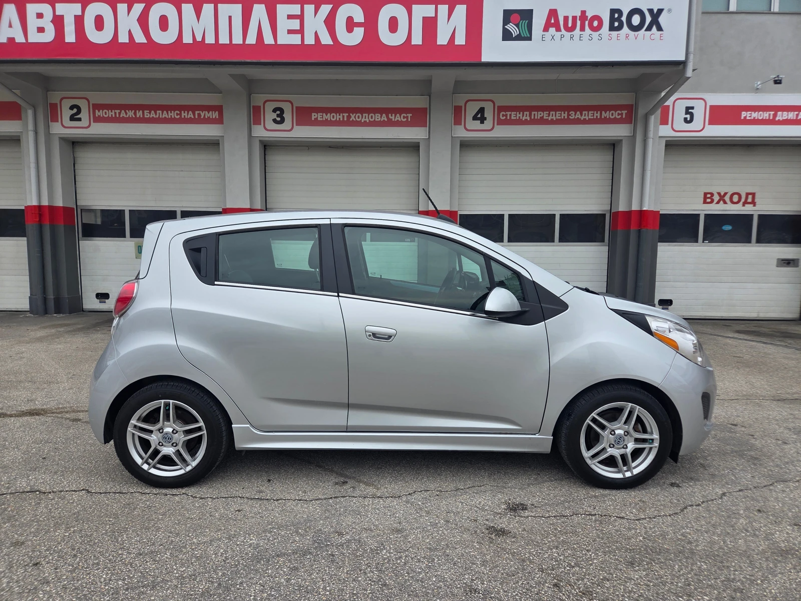 Chevrolet Spark EV/19kWh (140 Hp) 1LT - изображение 6
