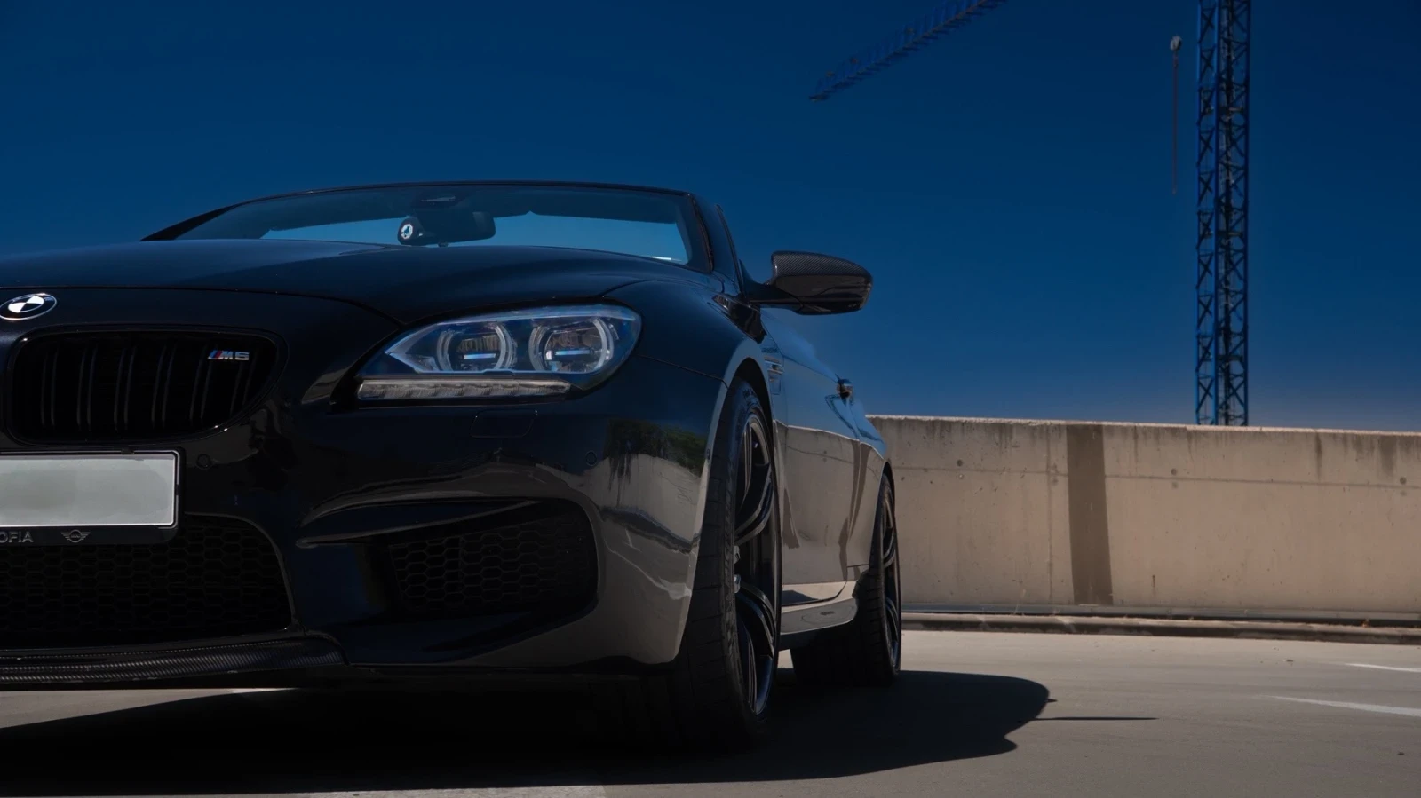 BMW M6 AKRAPOVIC, снимка 8 - Автомобили и джипове - 54159231