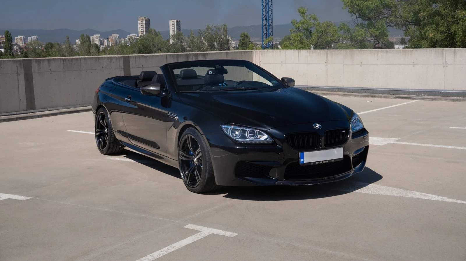 BMW M6 AKRAPOVIC, снимка 7 - Автомобили и джипове - 54159231