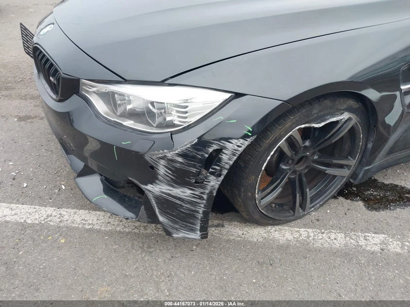 BMW M4 harman/kardon* подгрев* Heads-up дисплей* 360 каме, снимка 15 - Автомобили и джипове - 53837837