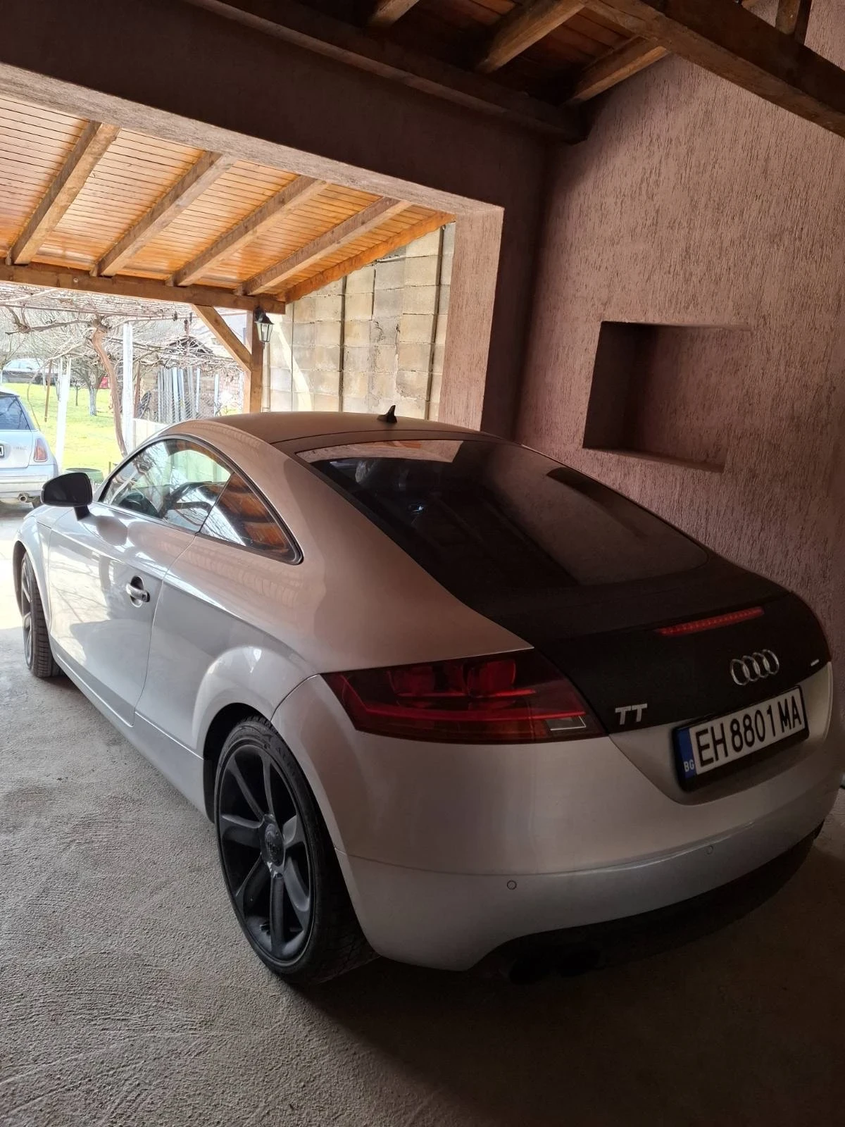 Audi Tt 2.0 tfsi, снимка 3 - Автомобили и джипове - 53999633