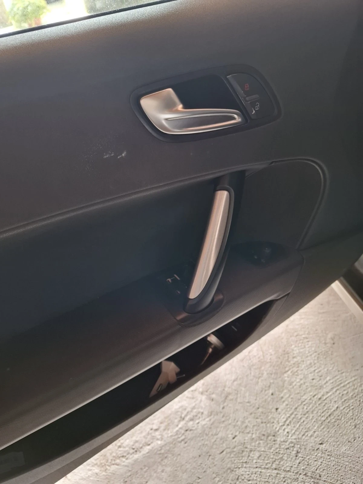 Audi Tt 2.0 tfsi, снимка 5 - Автомобили и джипове - 53999633