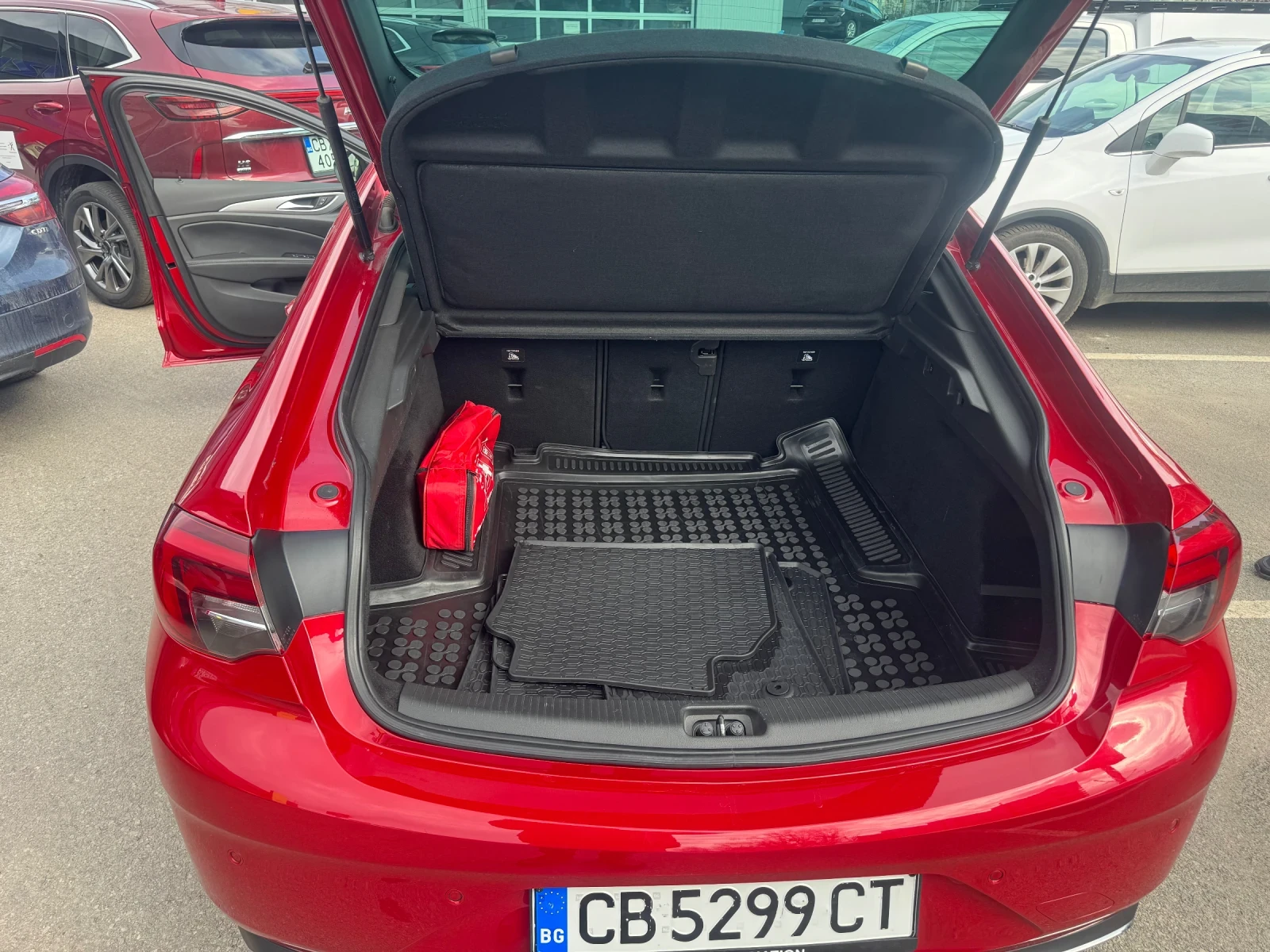 Opel Insignia GS Line turbo Гаранционен, снимка 16 - Автомобили и джипове - 54082176