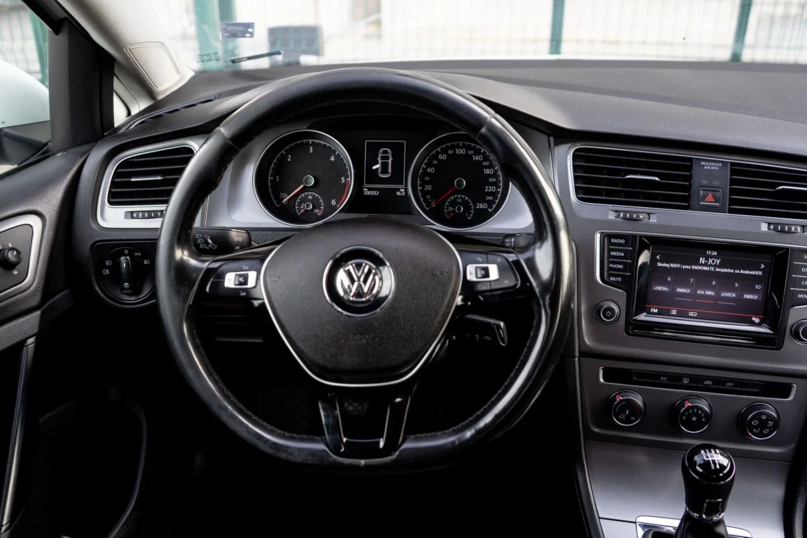 VW Golf Обслужен!! Личен!!, снимка 7 - Автомобили и джипове - 54214034