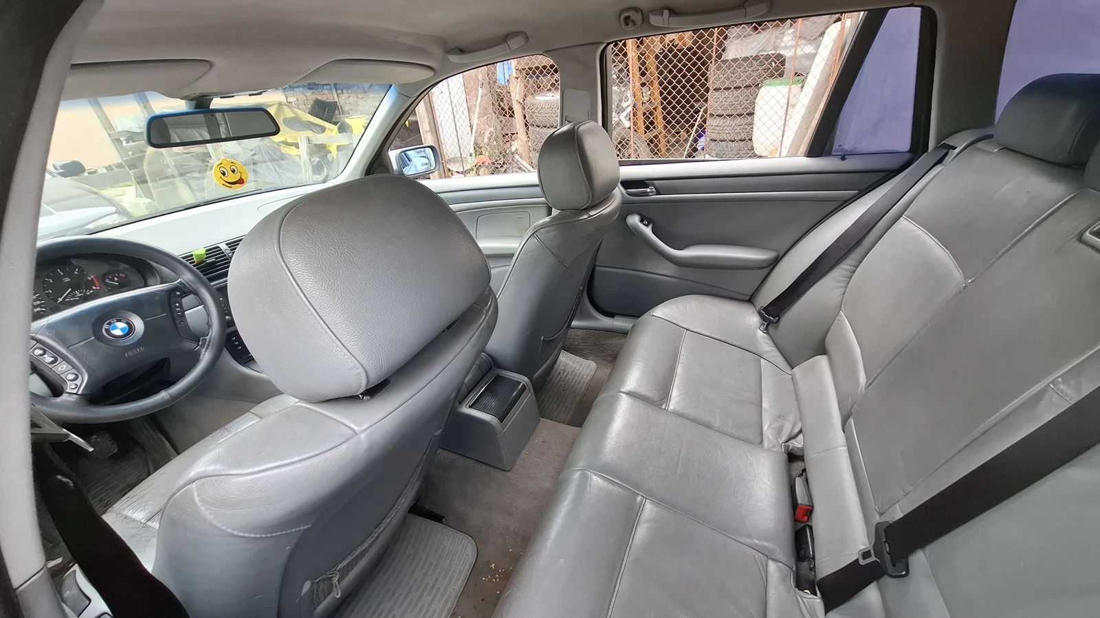 BMW 320 320d, снимка 13 - Автомобили и джипове - 54486207