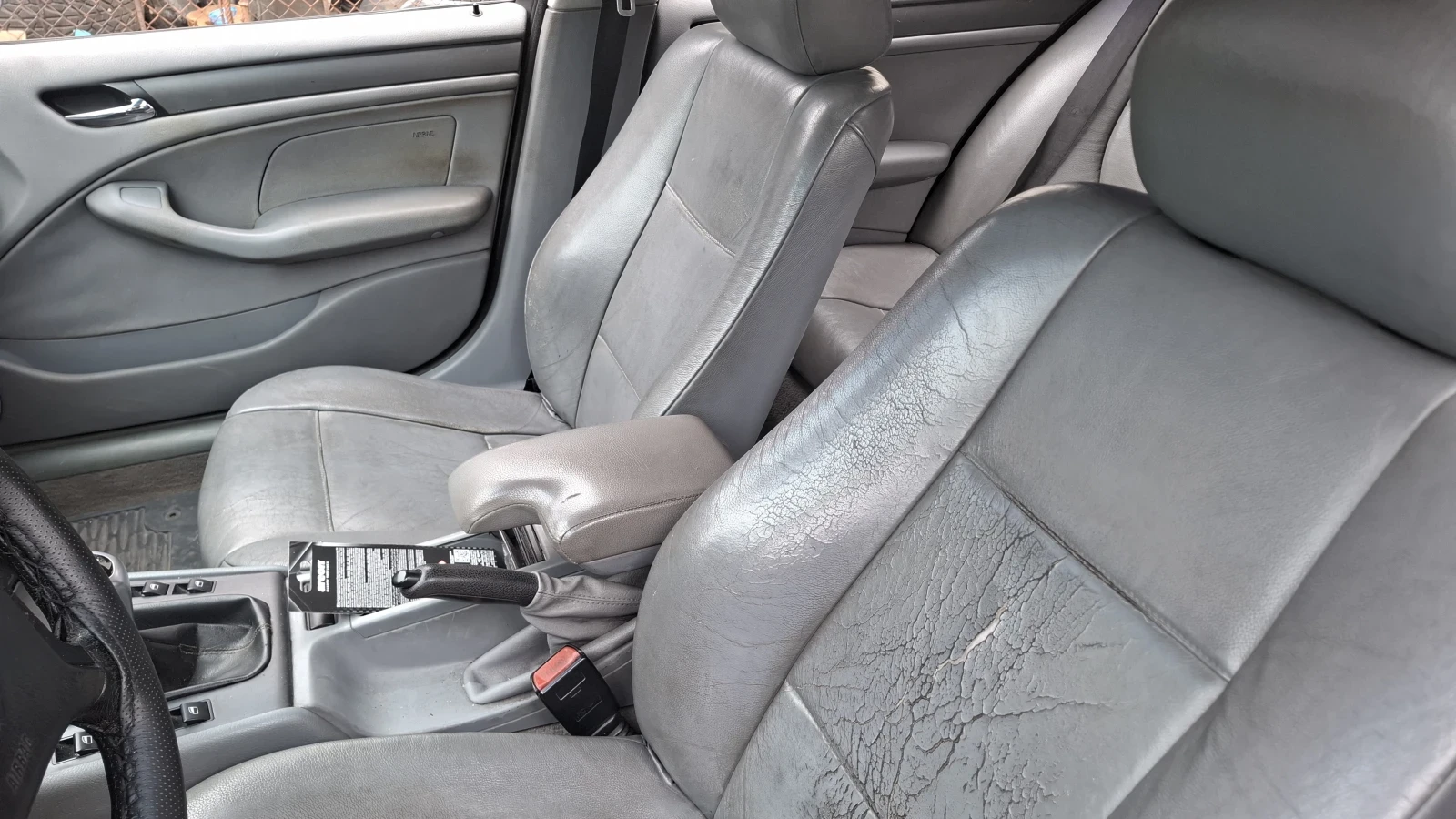 BMW 320 320d, снимка 11 - Автомобили и джипове - 54486207