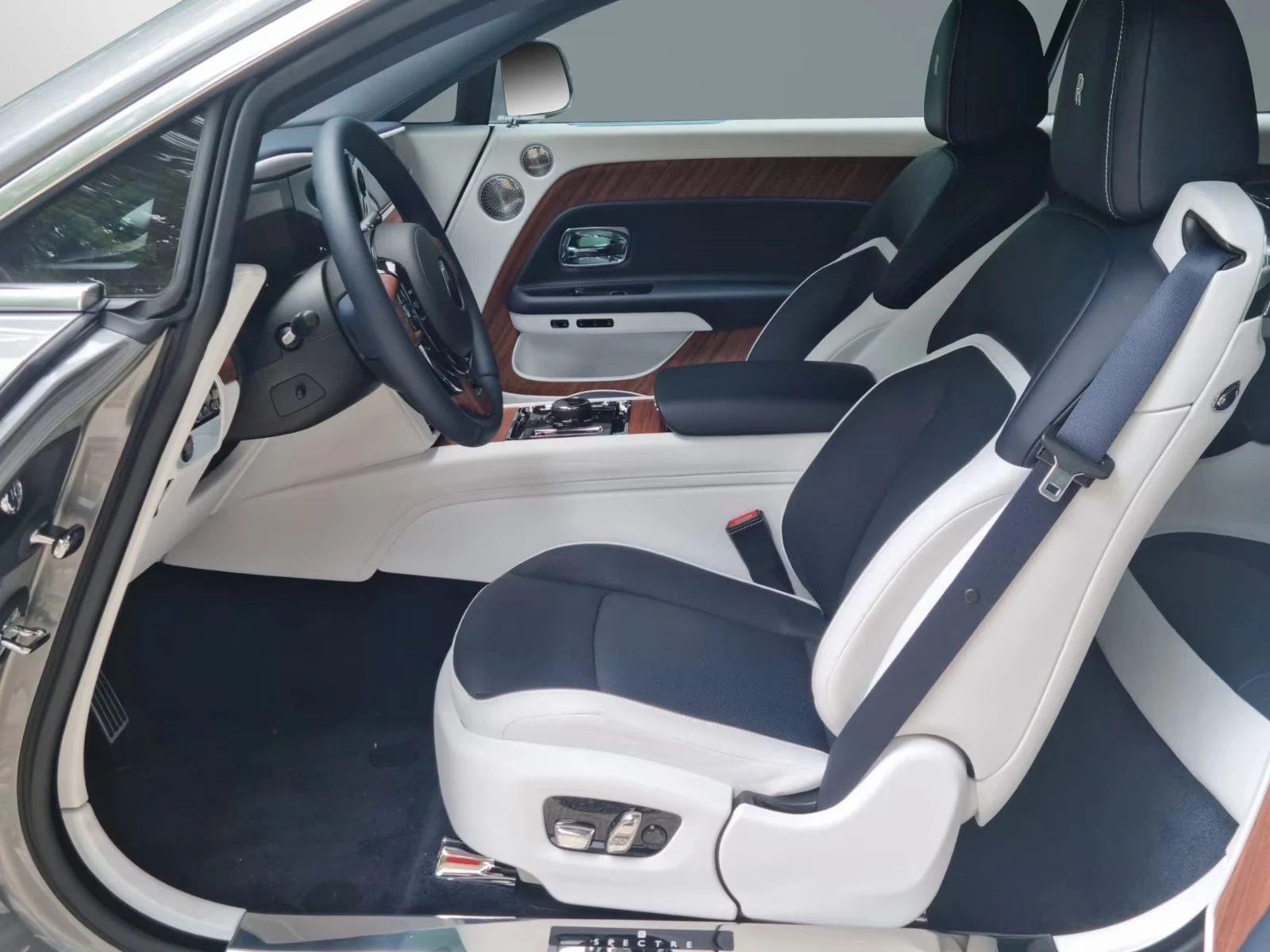 Rolls-Royce Spectre STARLIGHT SHOOTING-STAR , снимка 9 - Автомобили и джипове - 54824808