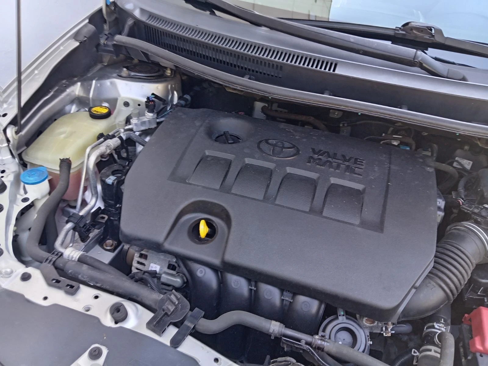 Toyota Auris !!!1.6i !!! 132hp!!!, снимка 15 - Автомобили и джипове - 55046077