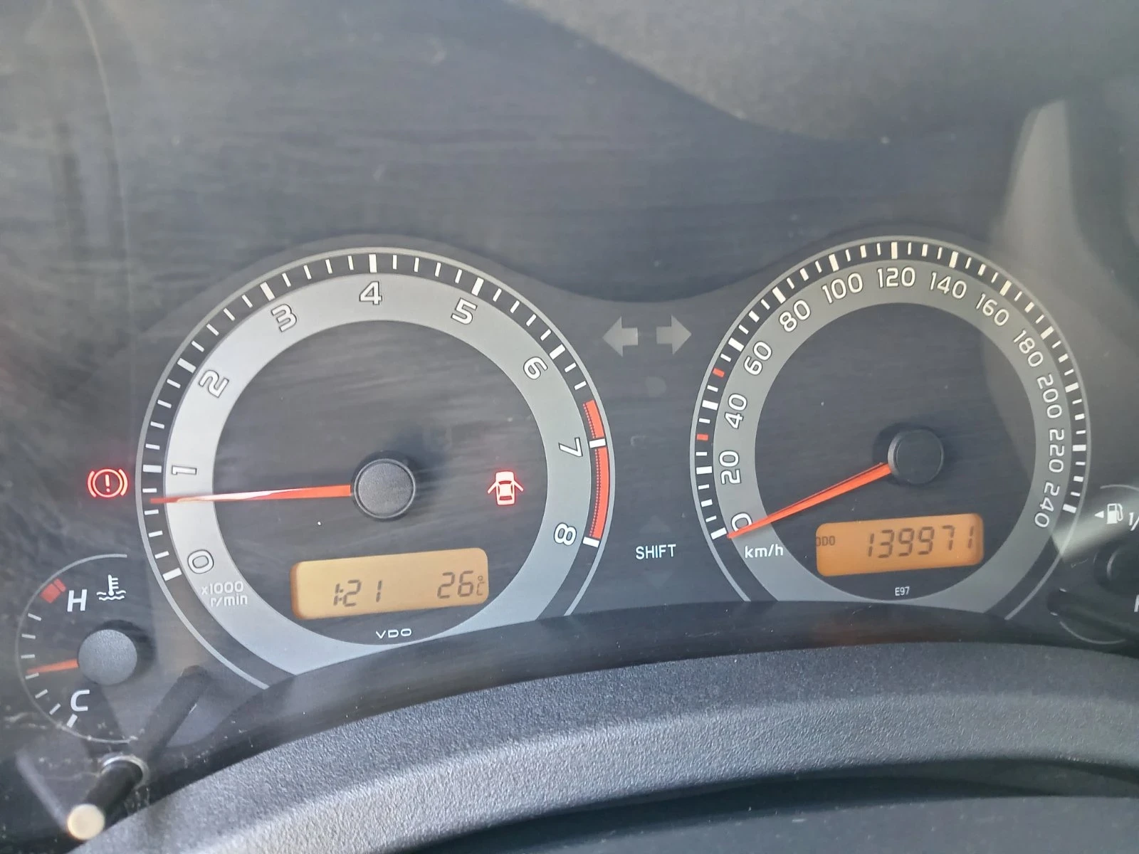 Toyota Auris !!!1.6i !!! 132hp!!!, снимка 12 - Автомобили и джипове - 55046077