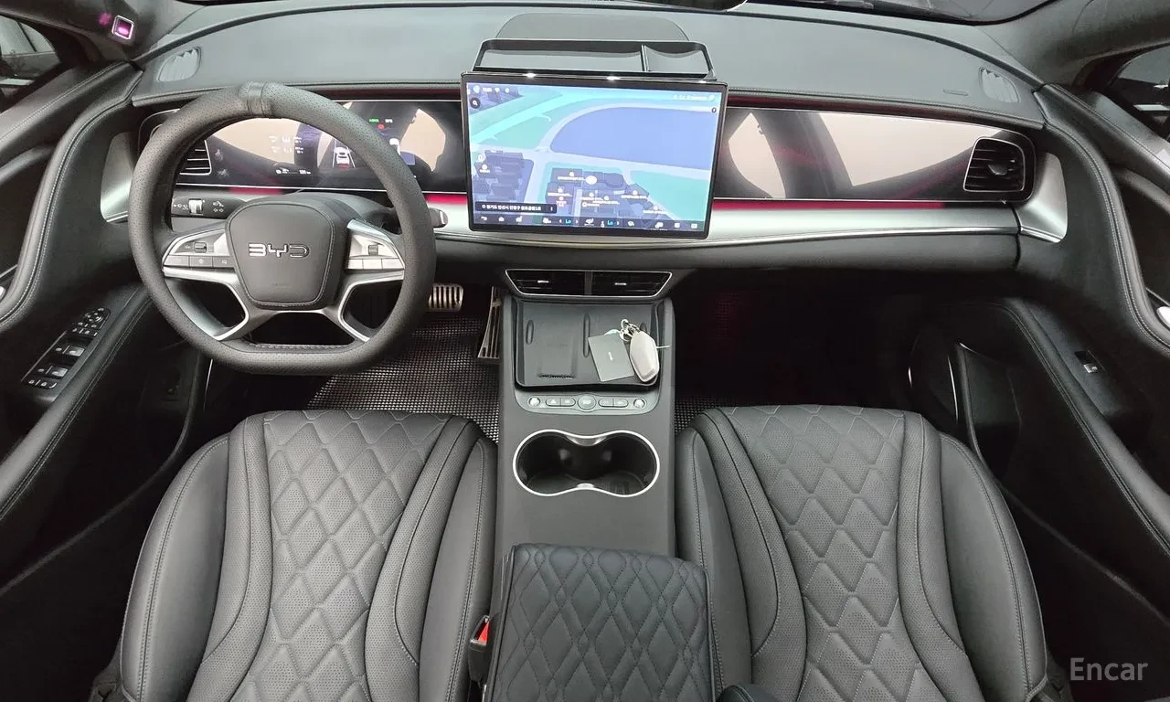 BYD Sealion 7 SOH100%| ДИСТРОНИК| ПАНОРАМА| КРАЙНА СУМА, снимка 7 - Автомобили и джипове - 56121012