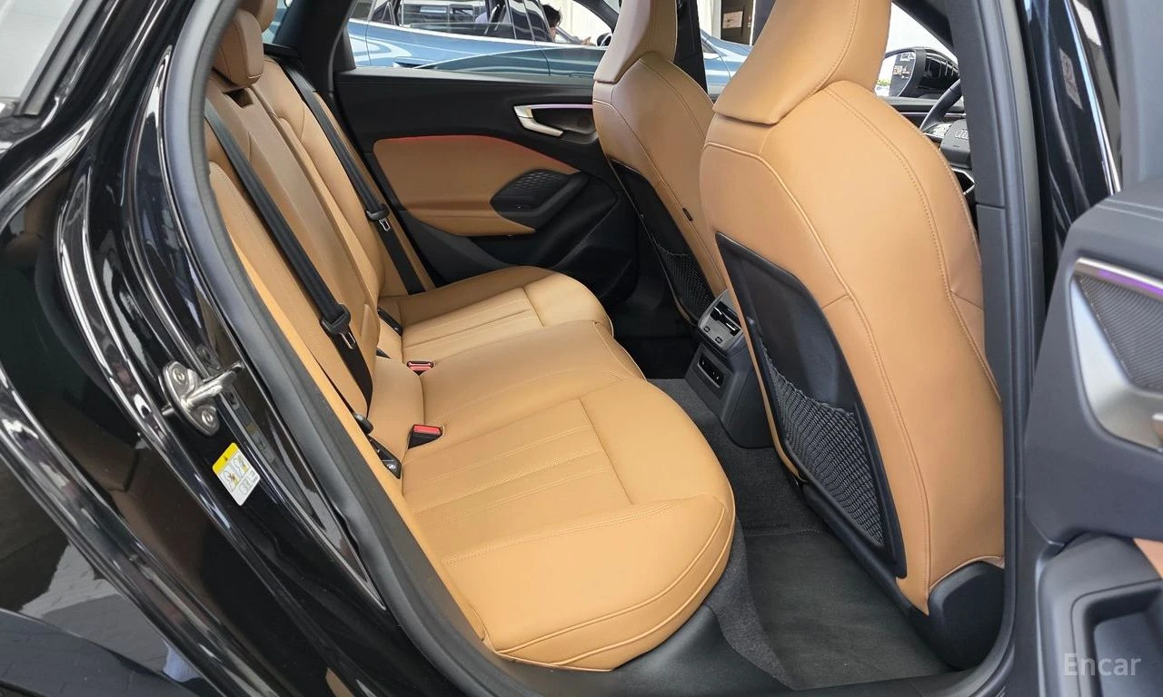 Audi A5 40TFSI* ХЕДЪП* ПАНОРАМА* ОБДУХВАНЕ* КРАЙНА ЦЕНА, снимка 16 - Автомобили и джипове - 56262470