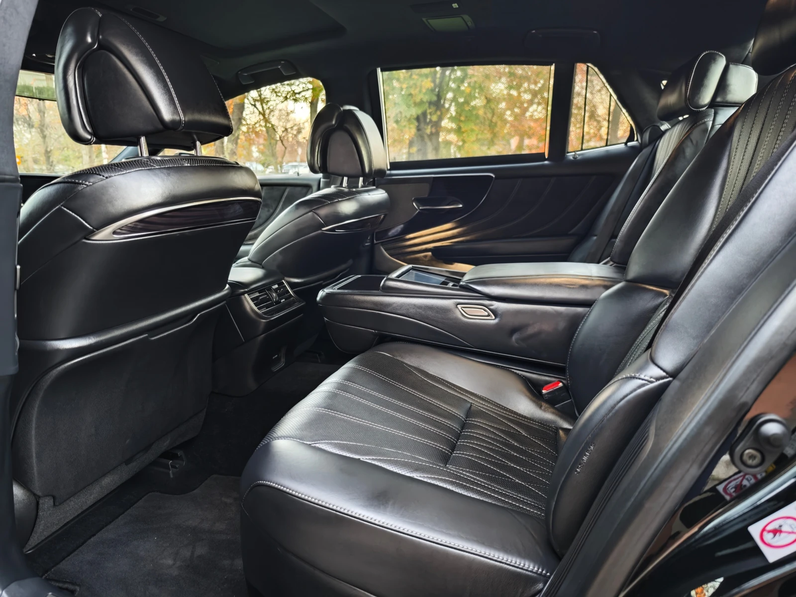 Lexus LS 500 EXECUTIVE VIP ПРОМОЦИЯ!!, снимка 17 - Автомобили и джипове - 56440586