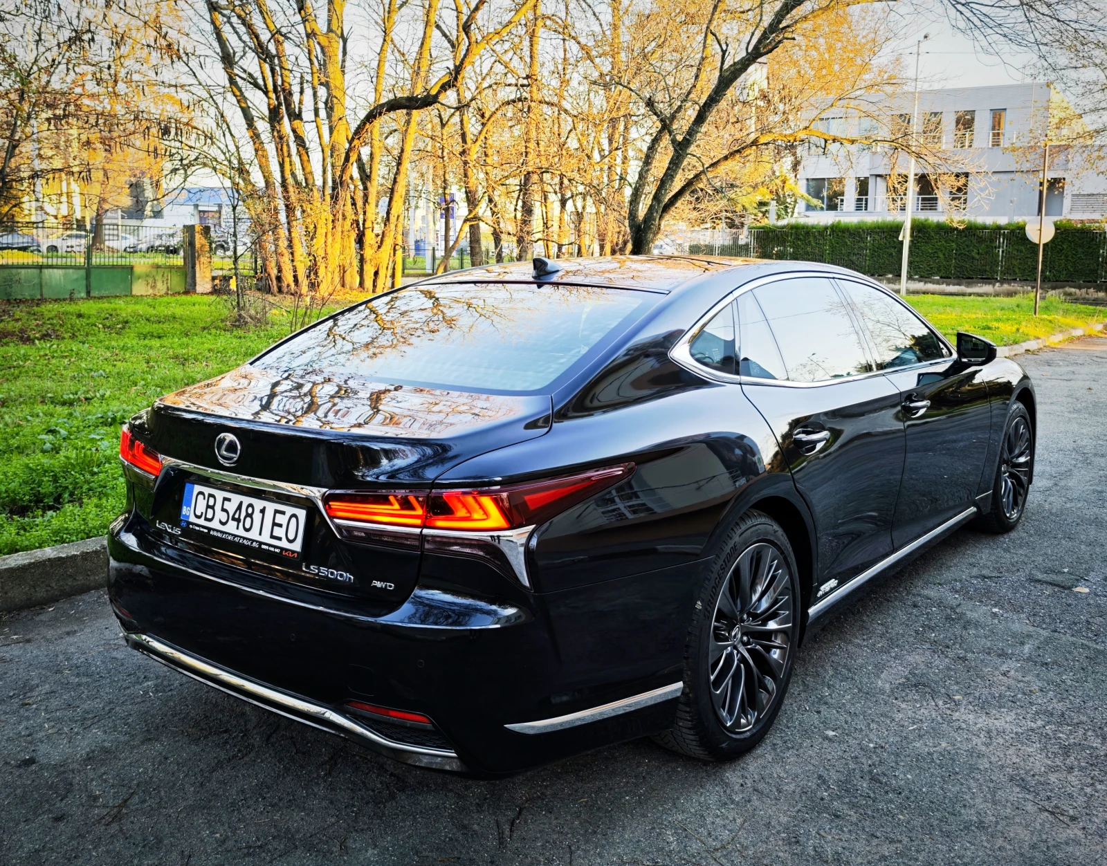 Lexus LS 500 EXECUTIVE VIP ПРОМОЦИЯ!!, снимка 4 - Автомобили и джипове - 56440586