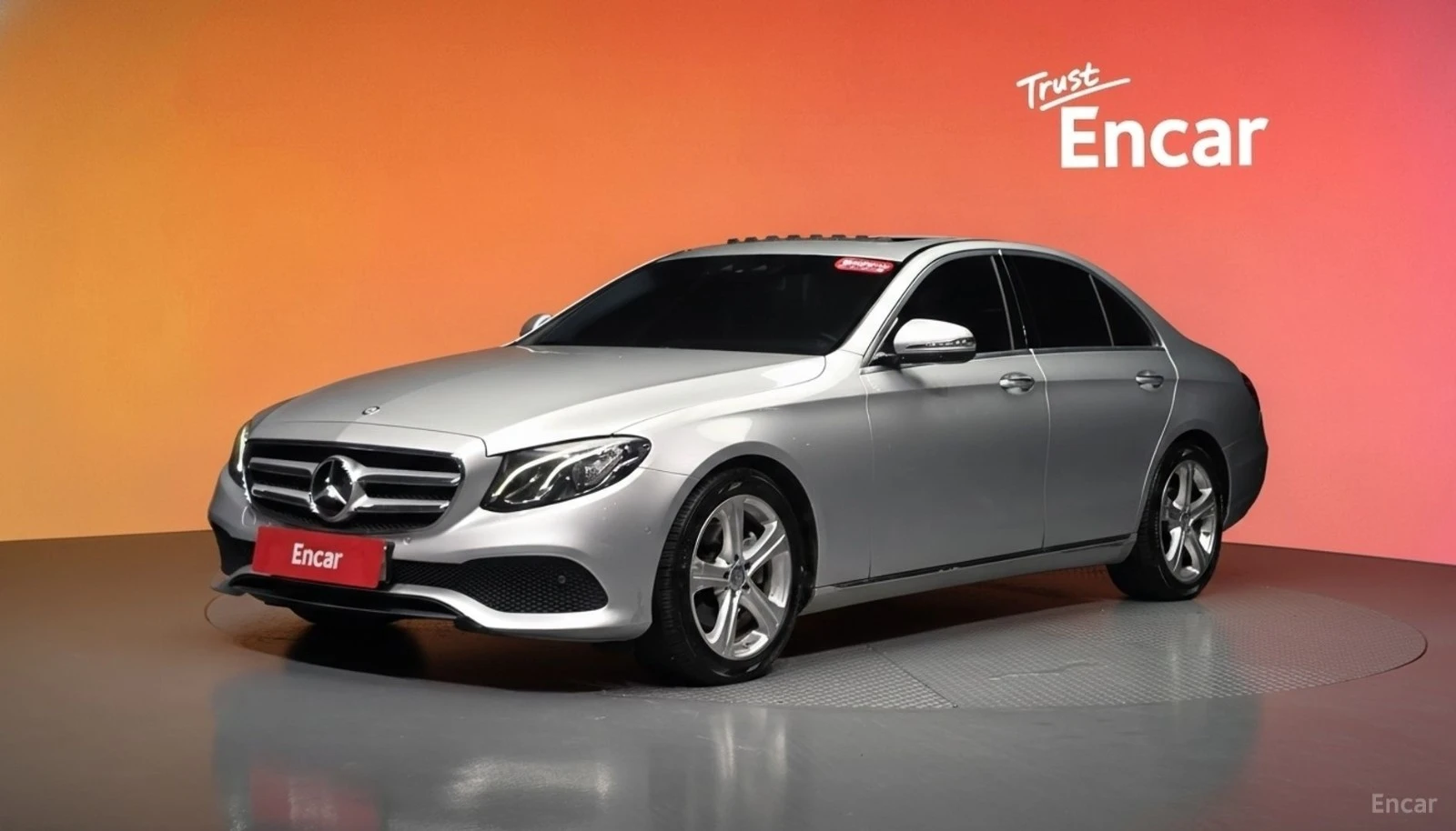 Mercedes-Benz E 200 Avantgarde * ����������* * ���� �� ��*  | Mobile.bg � ����������� 17