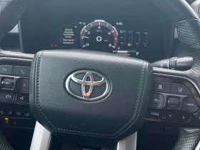 Toyota Tundra * Limited Hybrid * CARFAX * , снимка 11