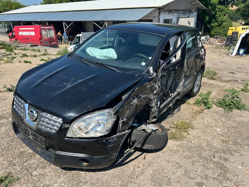 Nissan Qashqai 1.5DCI 103кс, снимка 5 - Автомобили и джипове - 46274114