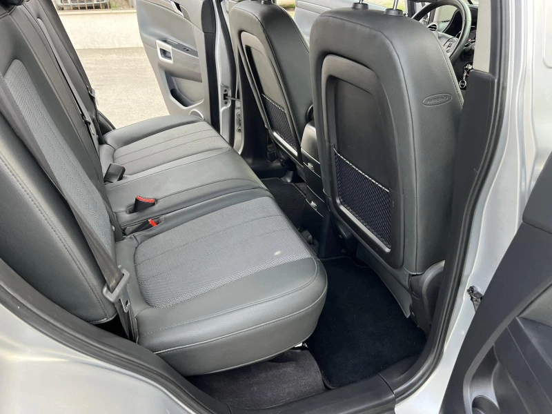 Opel Antara 2.0VCDI 150кс 4Х4 АВТОПИЛОТ АВТОМАТ, снимка 10 - Автомобили и джипове - 51762541