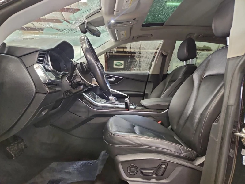 Audi Q8, снимка 7 - Автомобили и джипове - 53055568