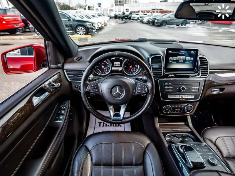 Mercedes-Benz GLE 350 d * Heated Seats 360 Cam Navi Harman  * ФИНАНСИРАН, снимка 10 - Автомобили и джипове - 53166504