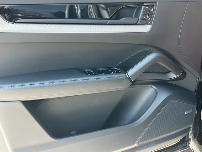 Porsche Cayenne E-Hybrid = SportDesign = Гаранция, снимка 6 - Автомобили и джипове - 54614371
