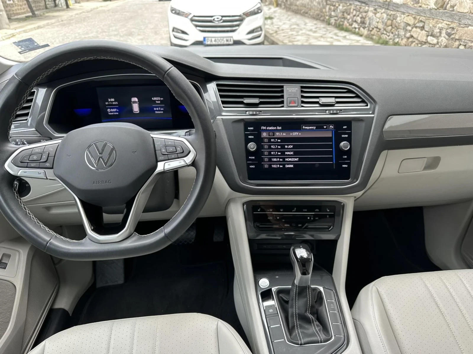 VW Tiguan II Restyling Allspace 2022г 2.0t - изображение 7