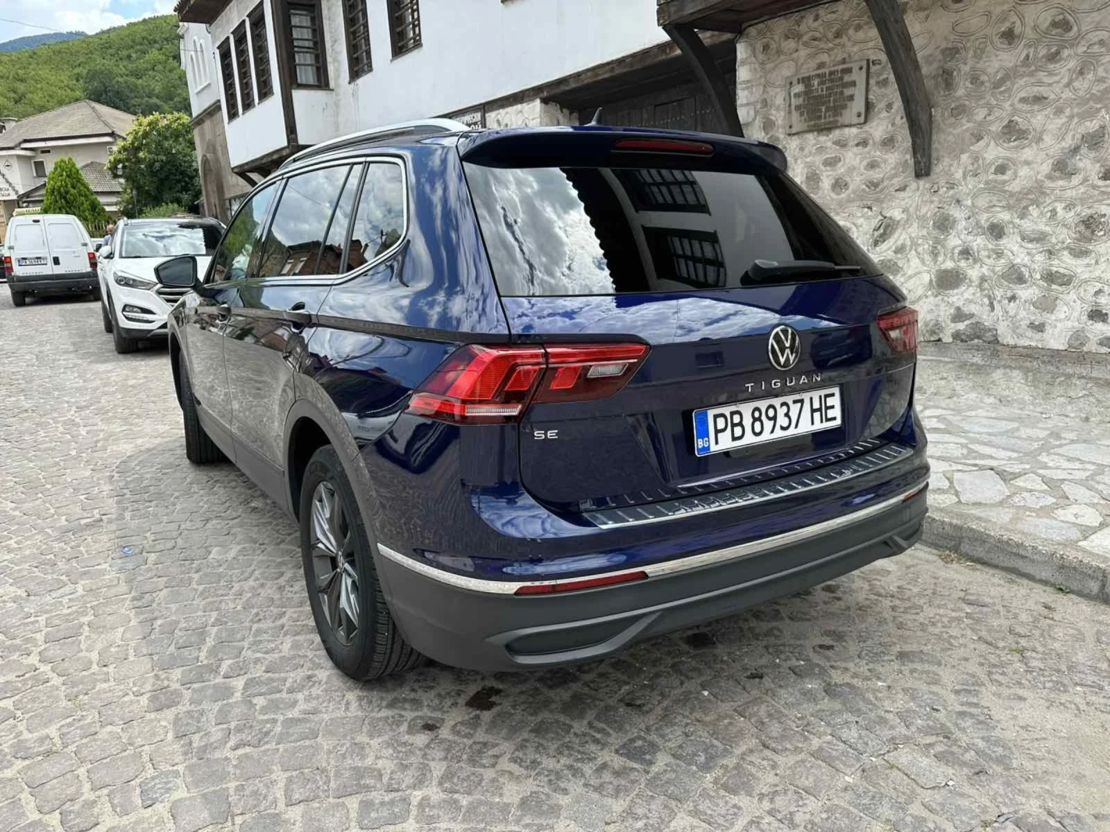 VW Tiguan II Restyling Allspace 2022г 2.0t - изображение 3
