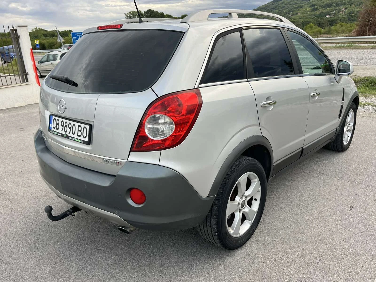 Opel Antara 2.0VCDI 150кс 4Х4 АВТОПИЛОТ АВТОМАТ - изображение 4