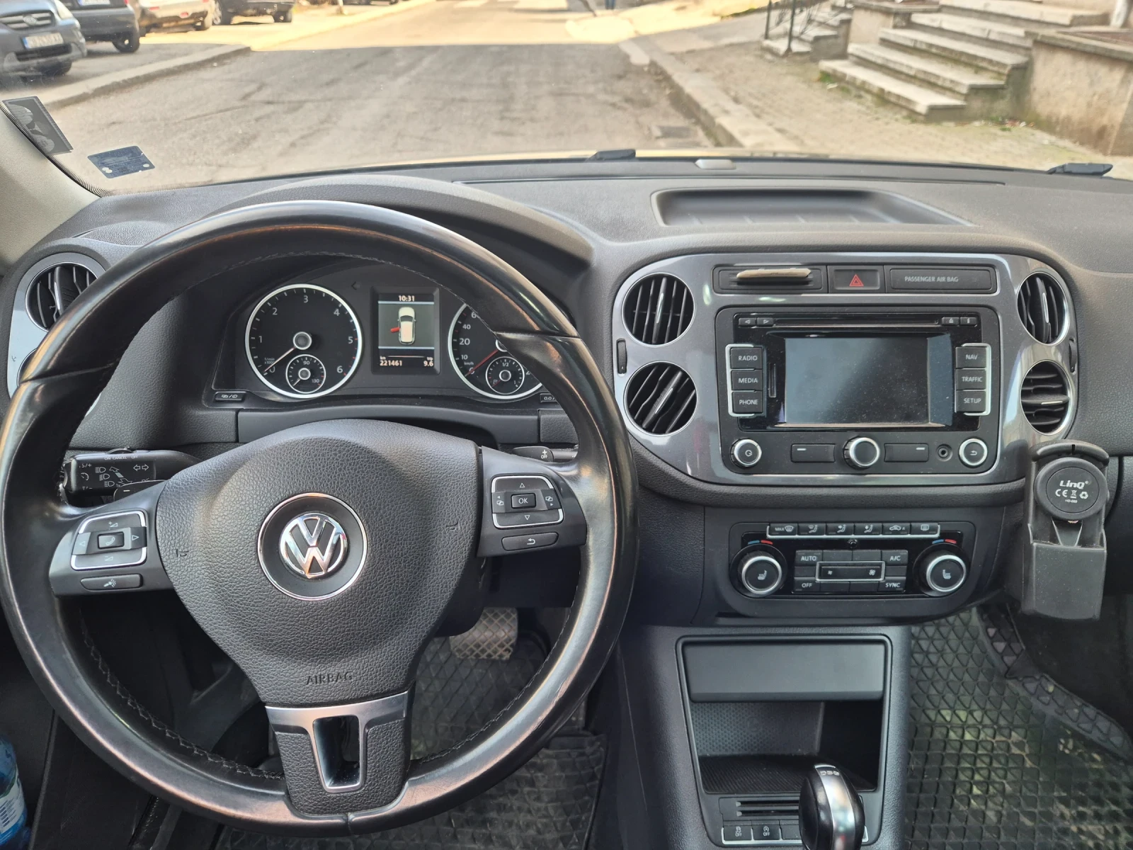VW Tiguan, снимка 7 - Автомобили и джипове - 53725046