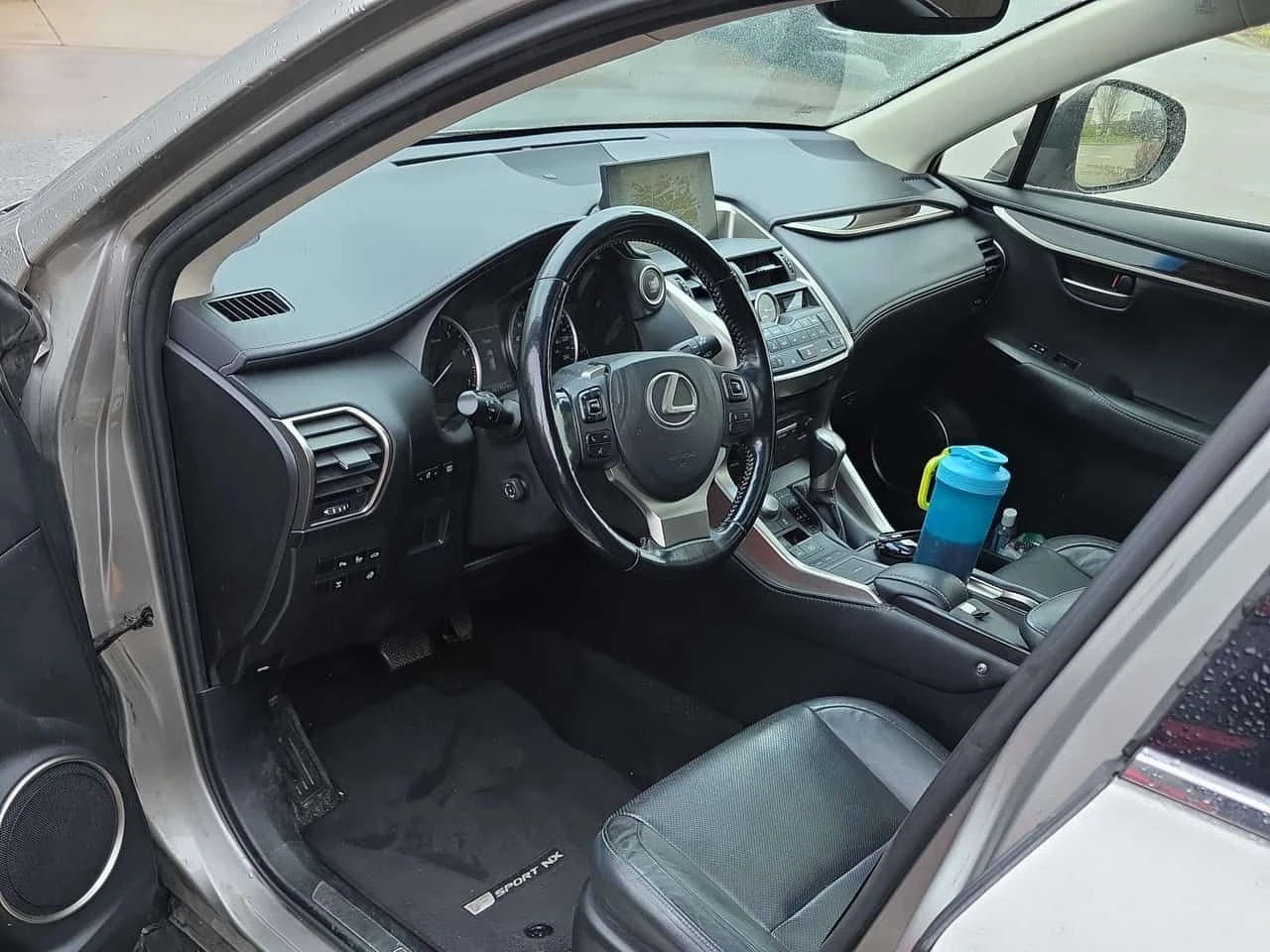 Lexus NX 200t * AWD 4dr * АВТОКРЕДИТ БЕЗ ПЪРВОНАЧАЛНА ВНОСКА* , снимка 5 - Автомобили и джипове - 54661308