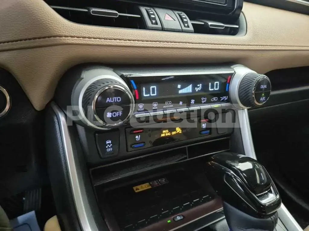 Toyota Rav4 Hybrid AWD| КАМЕРА| DIST| ОБДУХВАНЕ| ВКЛ.ТЕХНОТЕСТ, снимка 10 - Автомобили и джипове - 55032700