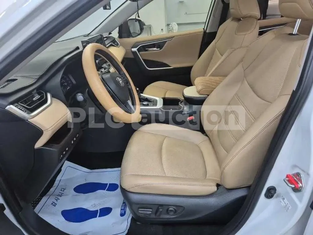 Toyota Rav4 Hybrid AWD| КАМЕРА| DIST| ОБДУХВАНЕ| ВКЛ.ТЕХНОТЕСТ, снимка 4 - Автомобили и джипове - 55032700