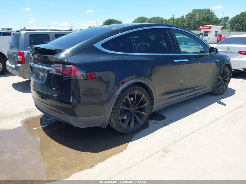 Tesla Model X 100D/75D/90D, снимка 4 - Автомобили и джипове - 55287307