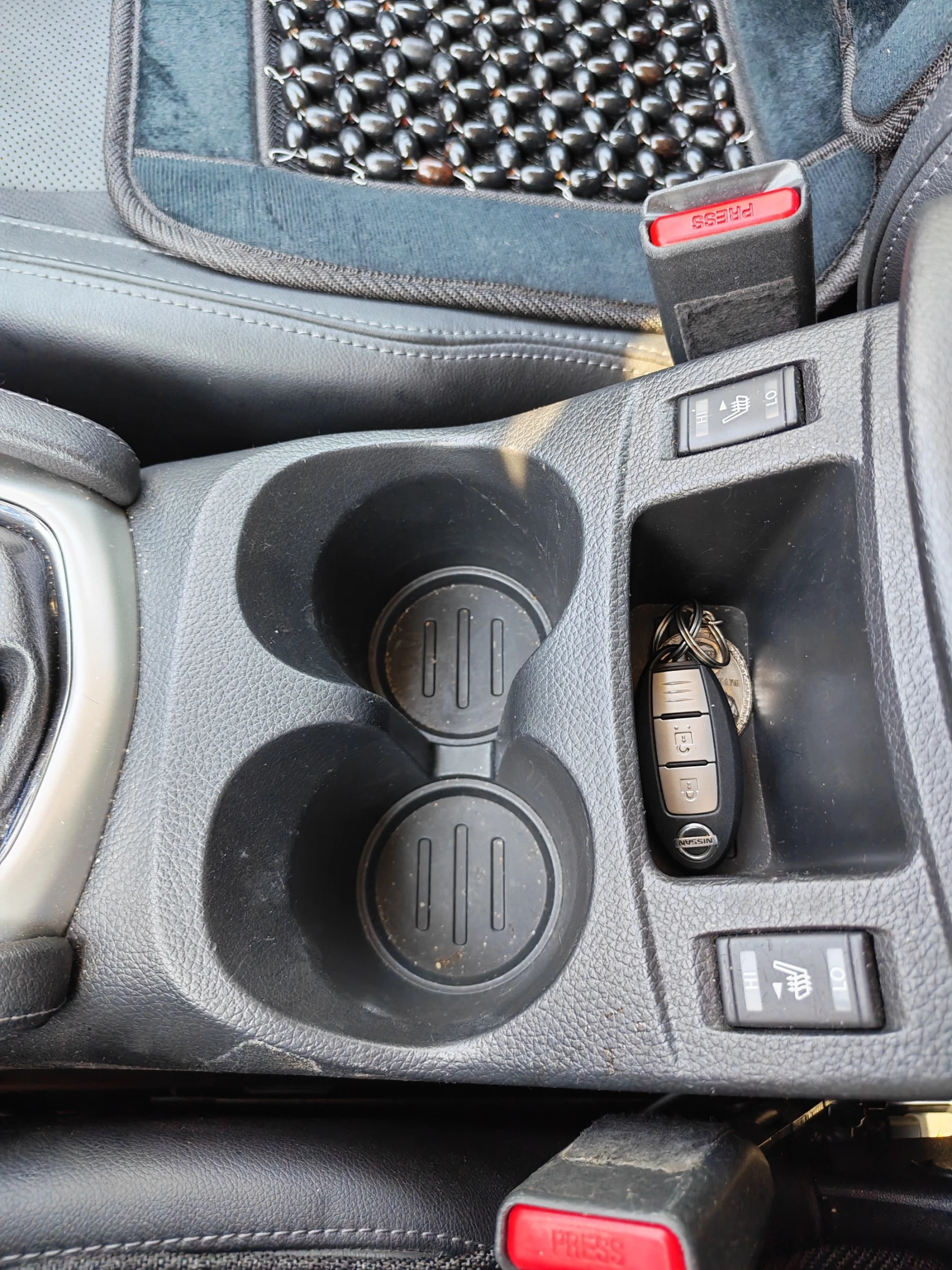Nissan Qashqai, снимка 11 - Автомобили и джипове - 55940279