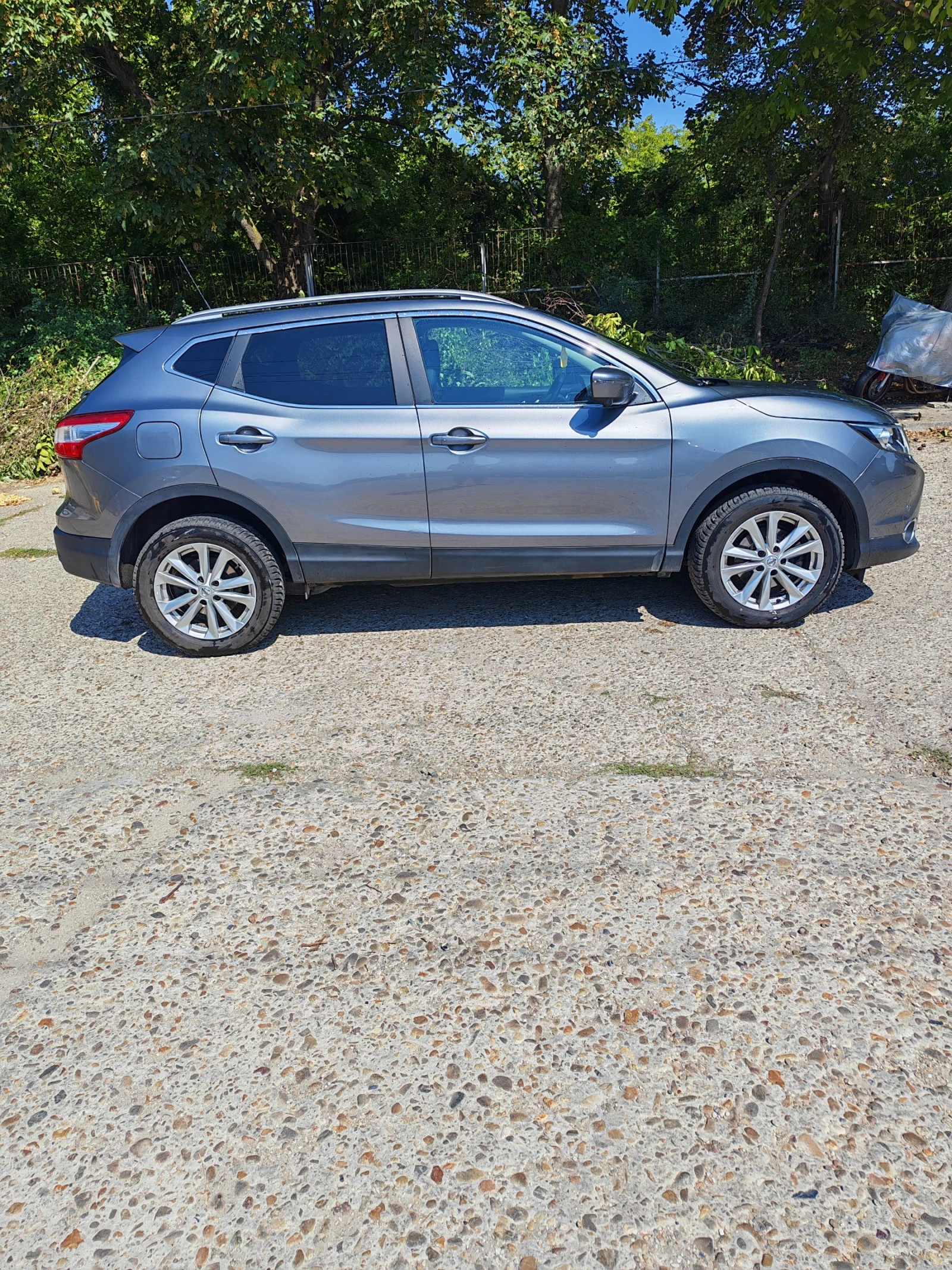 Nissan Qashqai, снимка 3 - Автомобили и джипове - 55940279