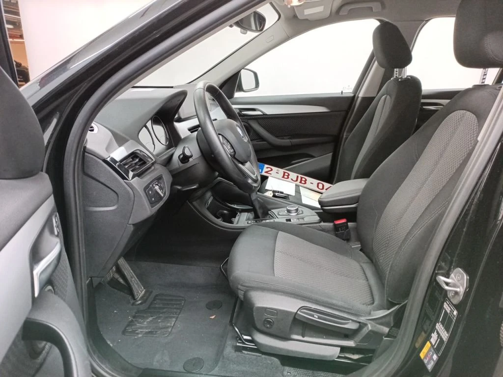 BMW X1 xDrive25e Navi LED, снимка 7 - Автомобили и джипове - 56288959