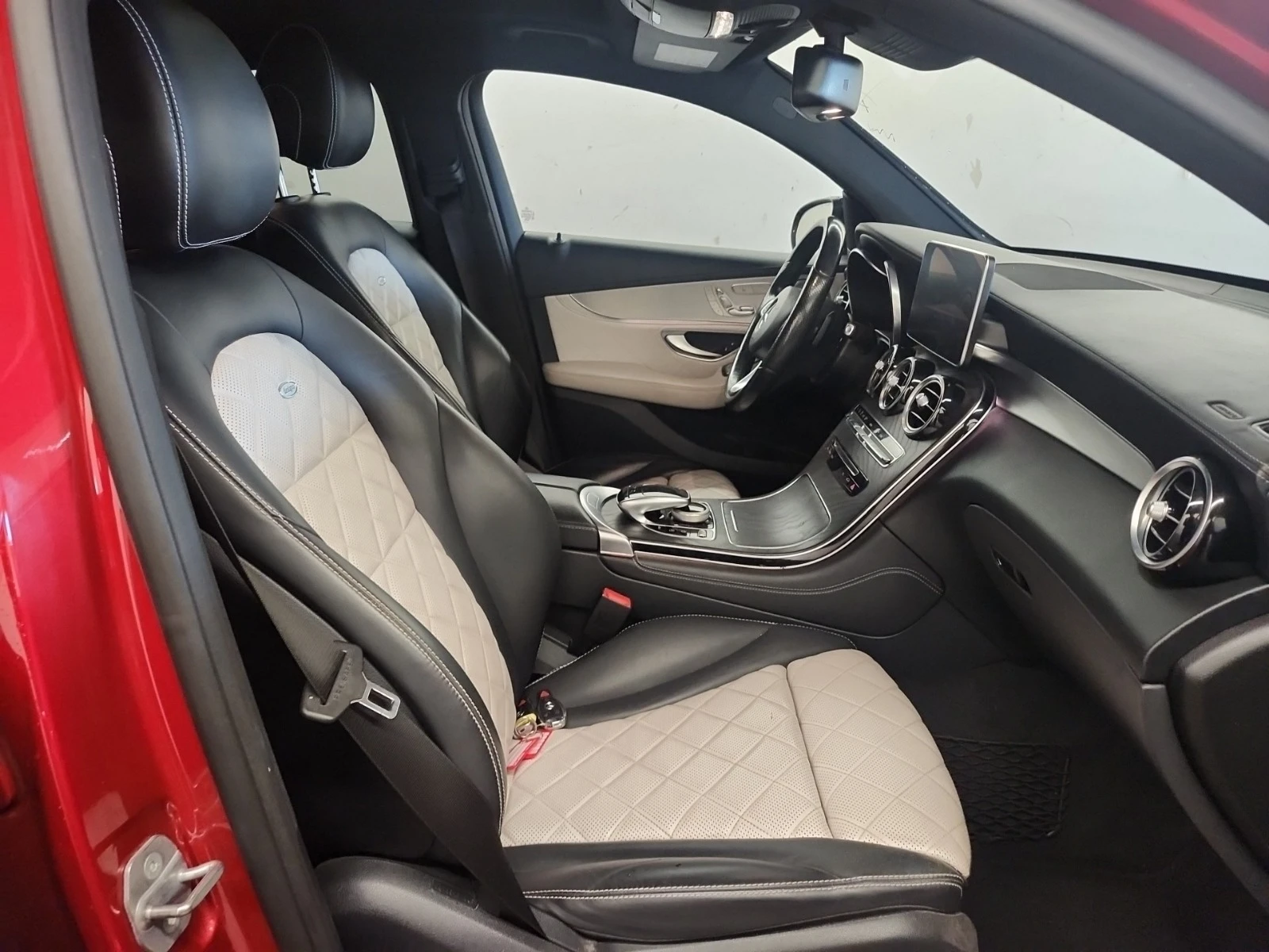 Mercedes-Benz GLC 43 AMG �������* BURMESTER* 360* PANO* AMBIENT | Mobile.bg � ����������� 12