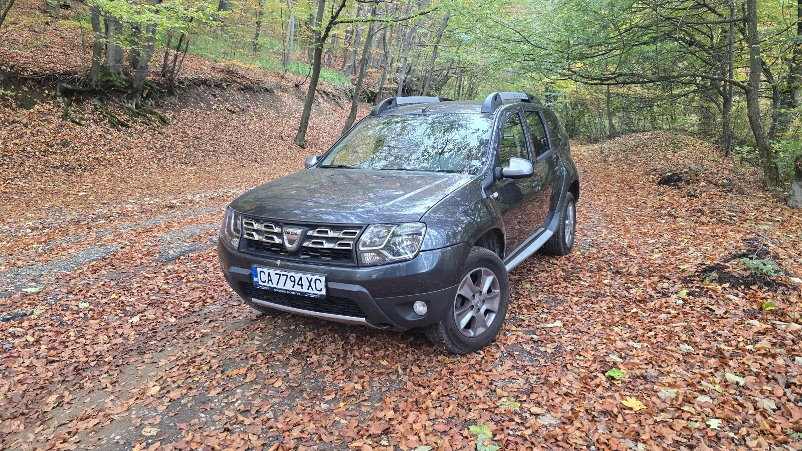 Dacia Duster, снимка 3 - Автомобили и джипове - 56547278