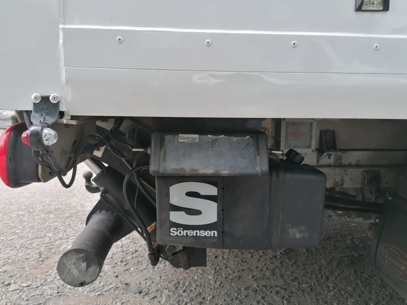 Mercedes-Benz Sprinter 319 319 фургон с падащ борд и странична врата, снимка 3 - Бусове и автобуси - 53225960