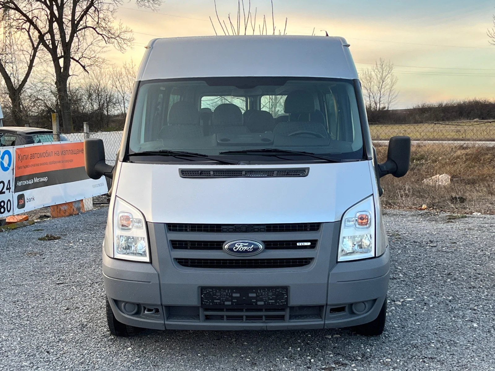 Ford Transit 2.2TDCI Климатик 9места - изображение 2