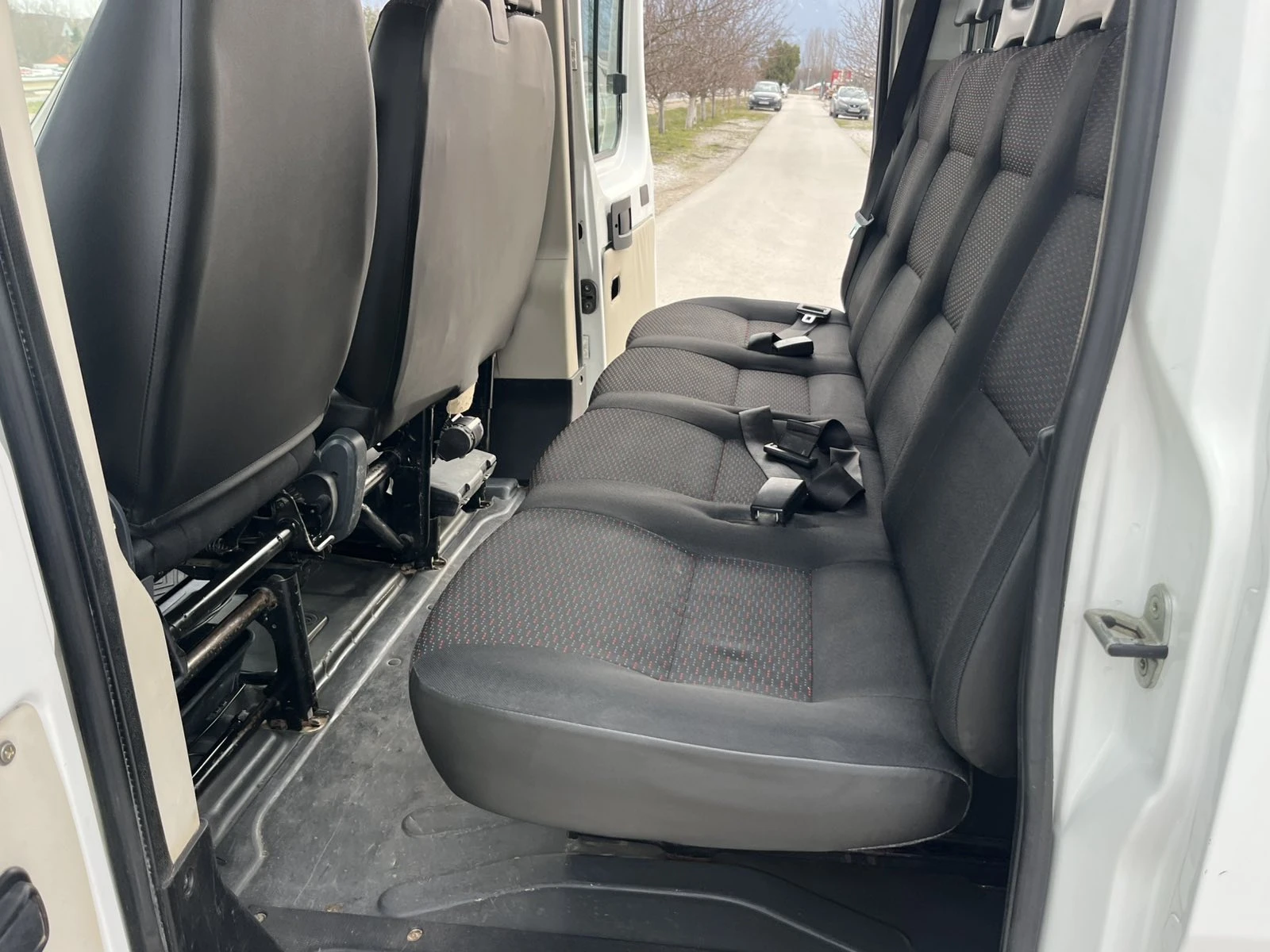 Citroen Jumper 2.0HDI 163 кс 6 СКОРОСТИ 7 МЕСТА EURO 6 КЛИМАТИК - изображение 9