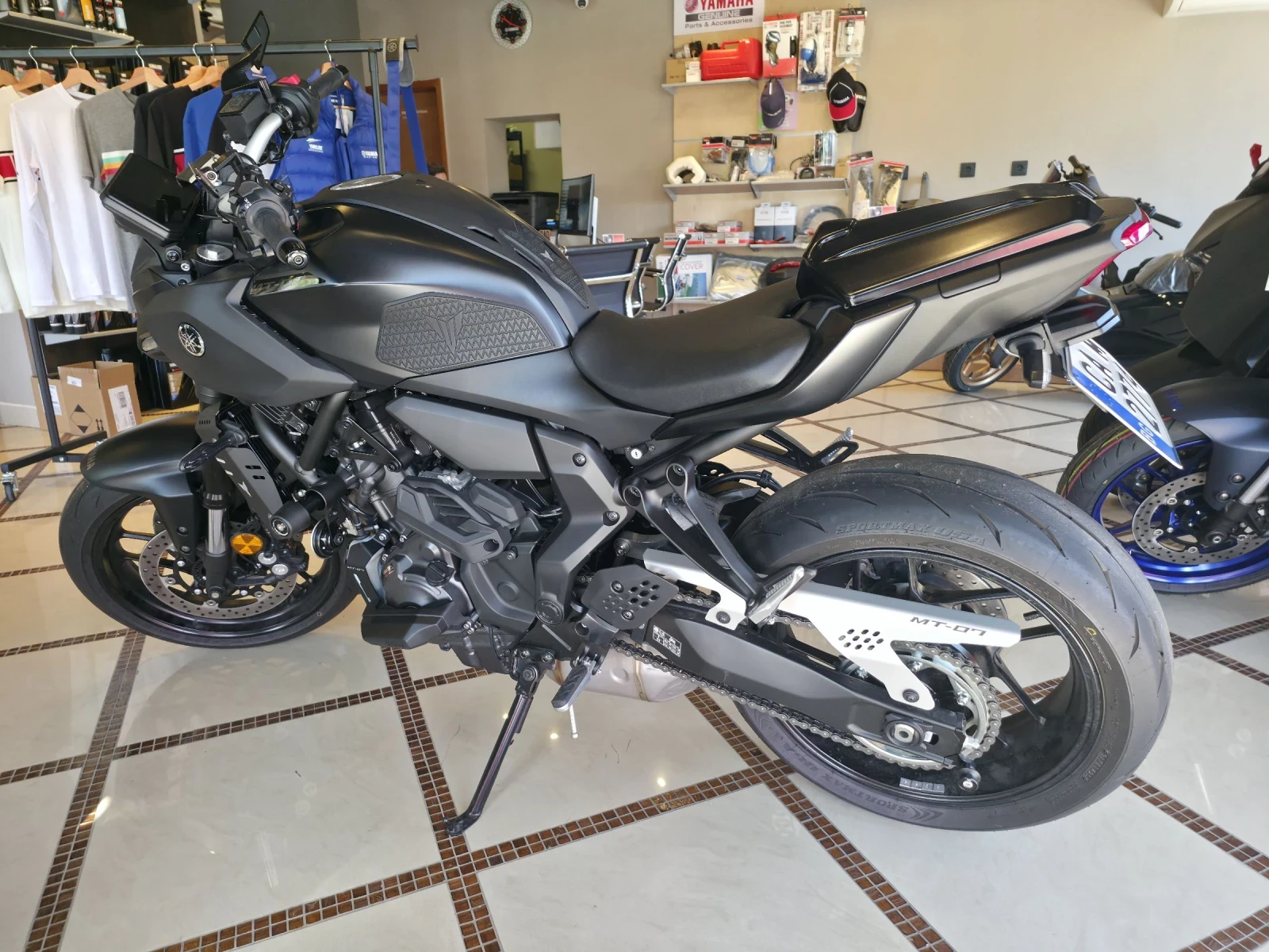 Yamaha Mt-07 Y-AMT/AKRAPOVIC/RIZOMA, снимка 3 - Мотоциклети и мототехника - 53103269
