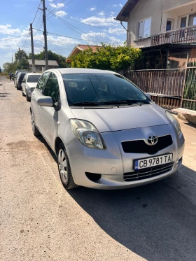 Toyota Yaris 1.0 VVTI, снимка 2