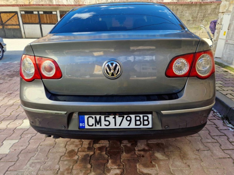 VW Passat 1, 9TDI, снимка 8 - Автомобили и джипове - 46443286