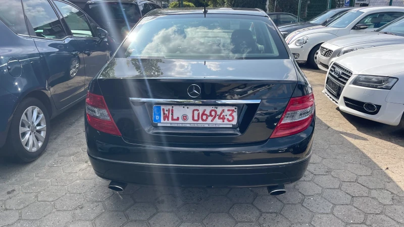 Mercedes-Benz C 230 СЕРВИЗНА ИСТОРИЯ ЕДИН СОБСТВЕНИК , снимка 4 - Автомобили и джипове - 47358009