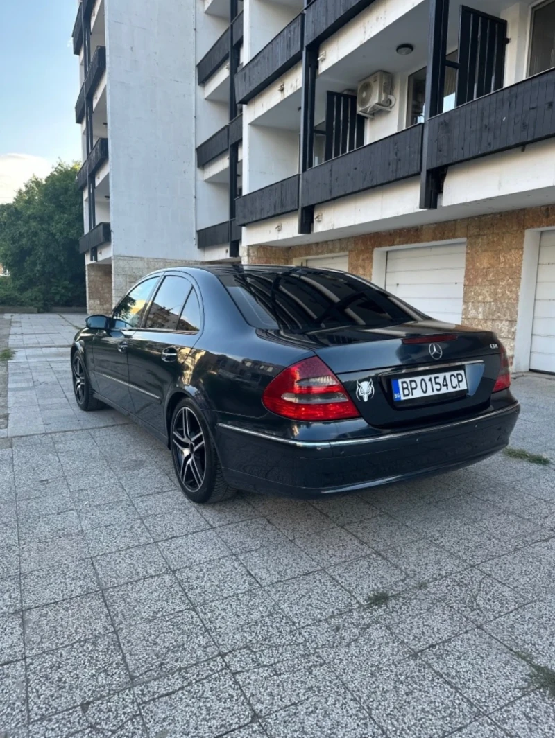 Mercedes-Benz E 320 Cdi, снимка 6 - Автомобили и джипове - 49124832